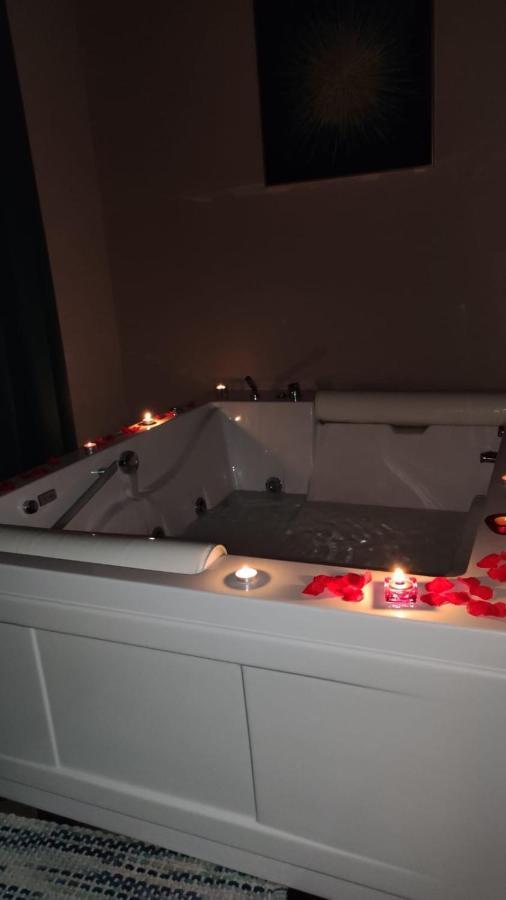 B&B Romeo Luxury Rooms CTA Exterior foto