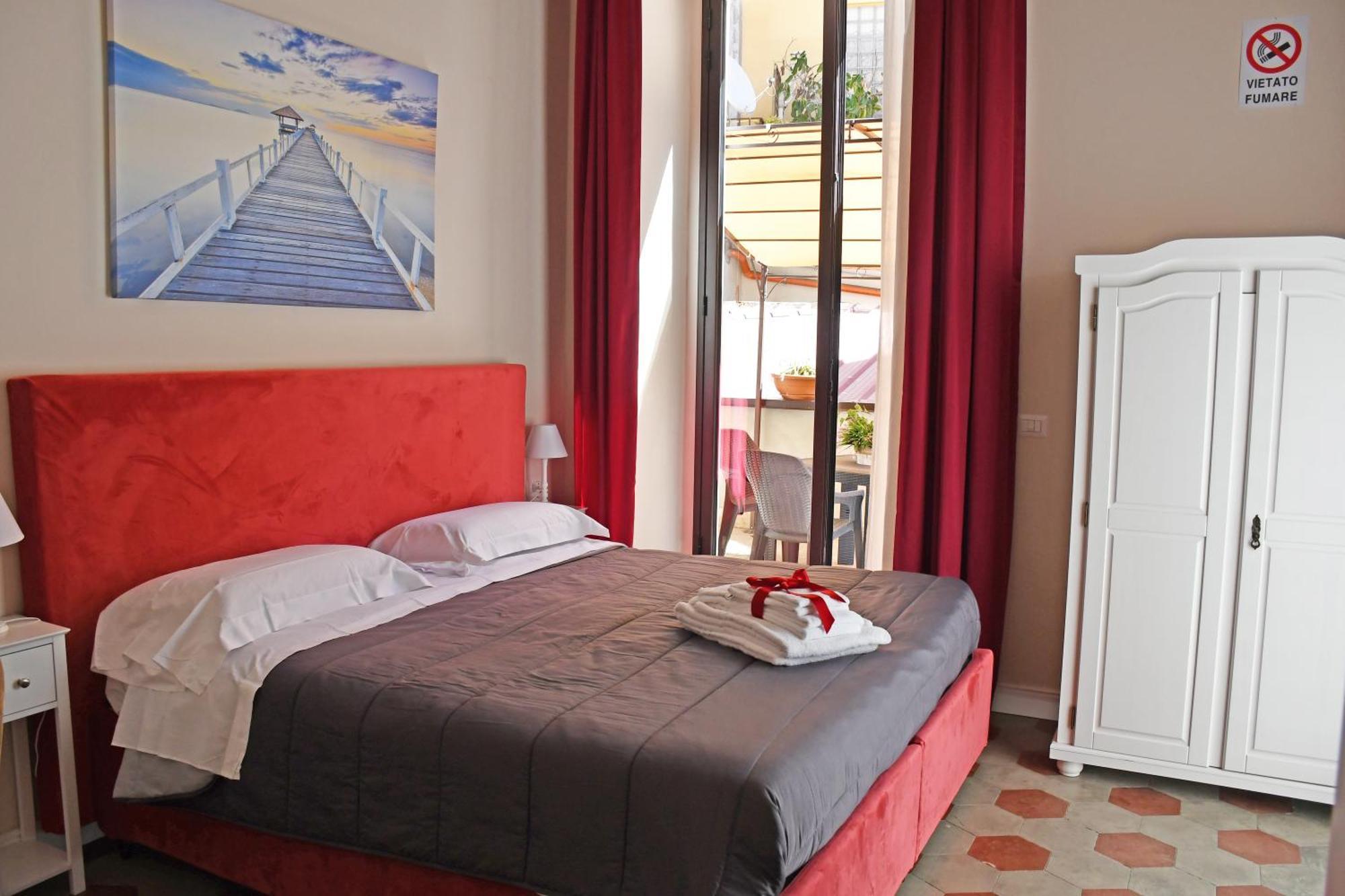 B&B Romeo Luxury Rooms CTA Exterior foto